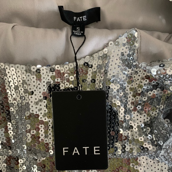 Silver short sleeve sequin dress - Picture 6 of 8